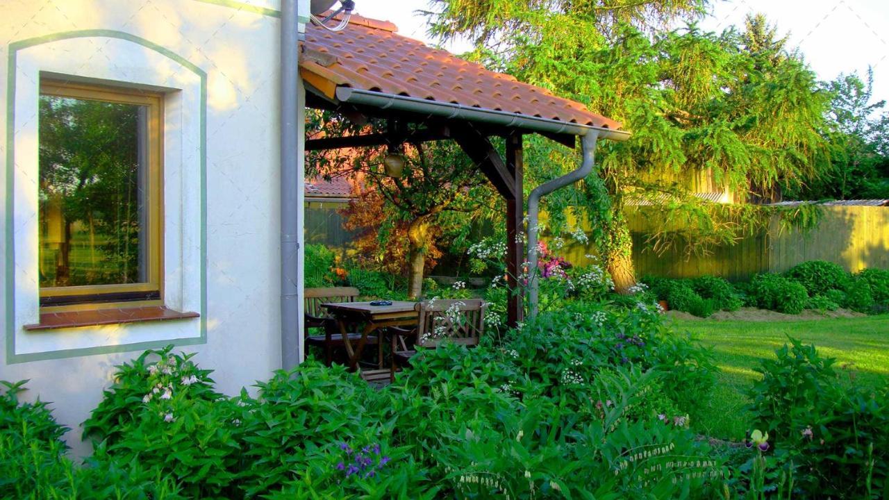 Janischs Fewo Im Spreewald, Terrasse, Grosser Garten Und Blick Inklusive Unterspreewald Buitenkant foto