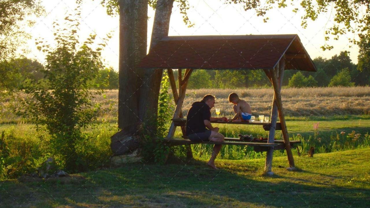 Janischs Fewo Im Spreewald, Terrasse, Grosser Garten Und Blick Inklusive Unterspreewald Buitenkant foto